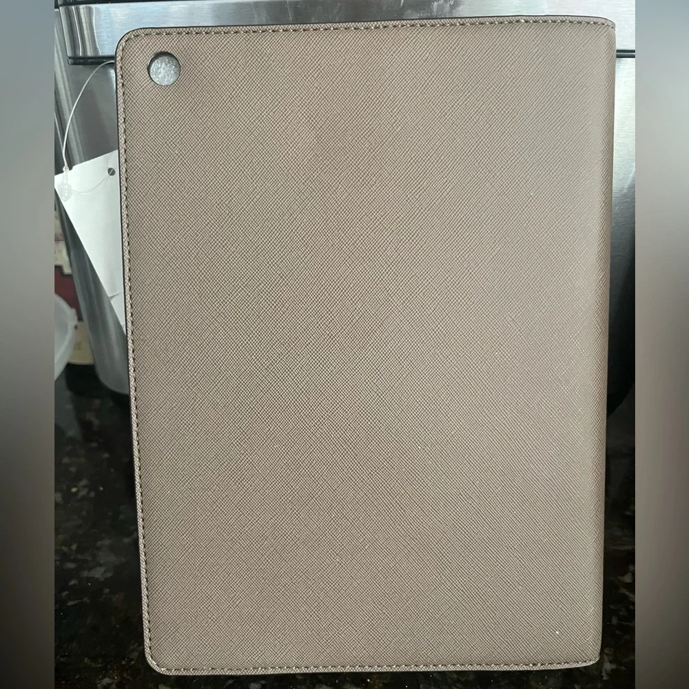 NWT Michael Kors Saffiano Leather Gray iPad Mini/Tablet Case With Gold Tone Logo